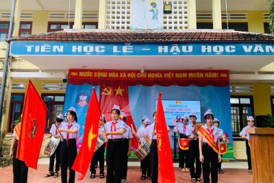 TRƯỜNG THCS AN VĨNH TỔ CHỨC TUYÊN TRUYỀN PHÒNG, CHỐNG HIV/AIDS CHO HỌC SINH